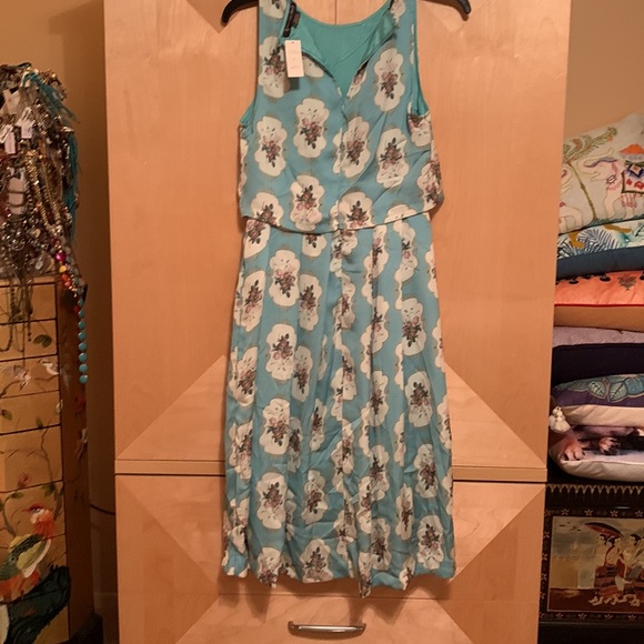 Pankaj and nidhi dress - Picture 2 of 4